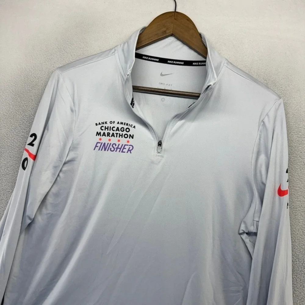 Chicago Marathon Finisher Quarter Zip Women's Large Gray Nike Dri Fit Pullover